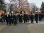 Pod pomnikiem